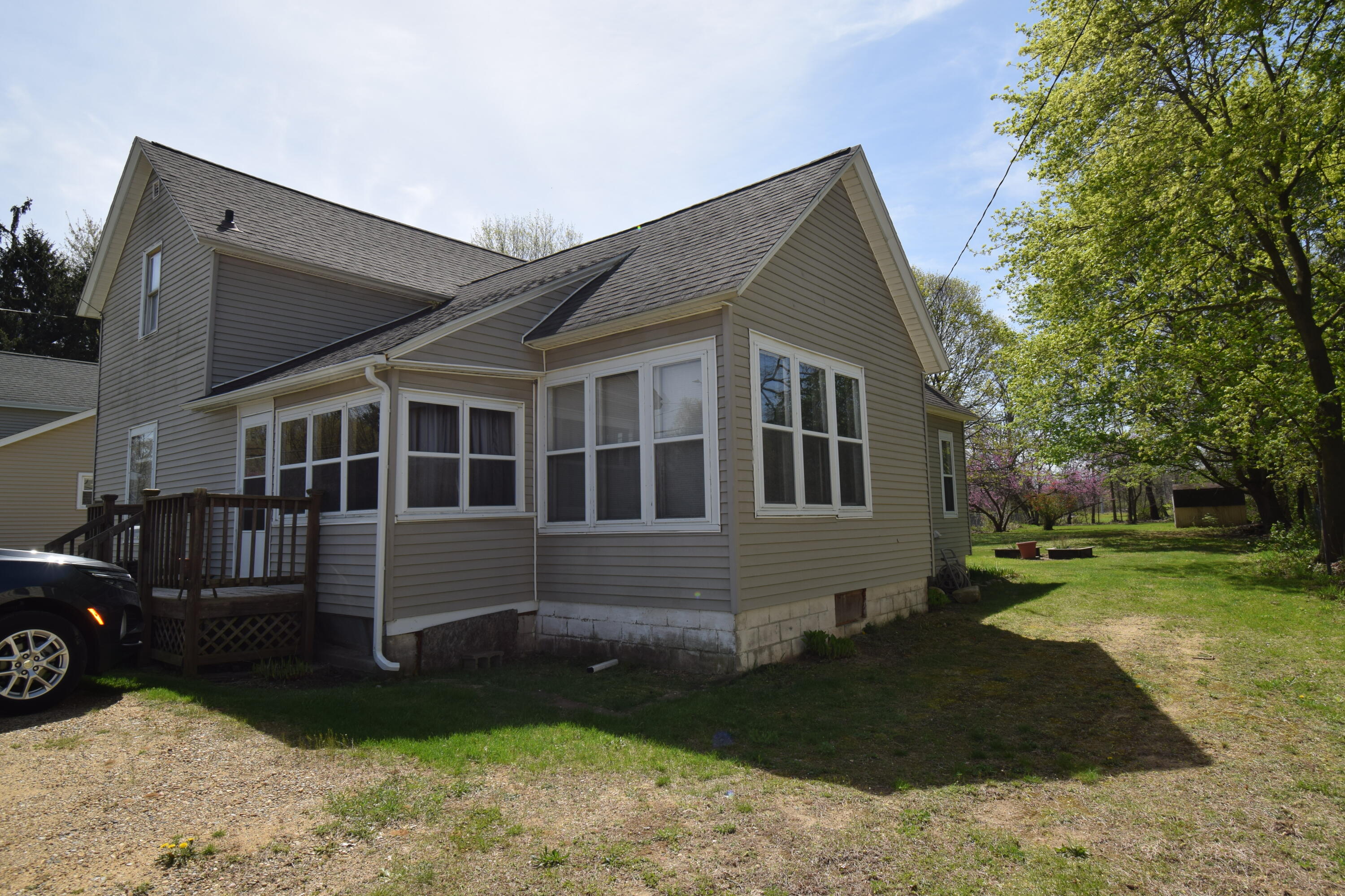 701 W Saint Joseph Street