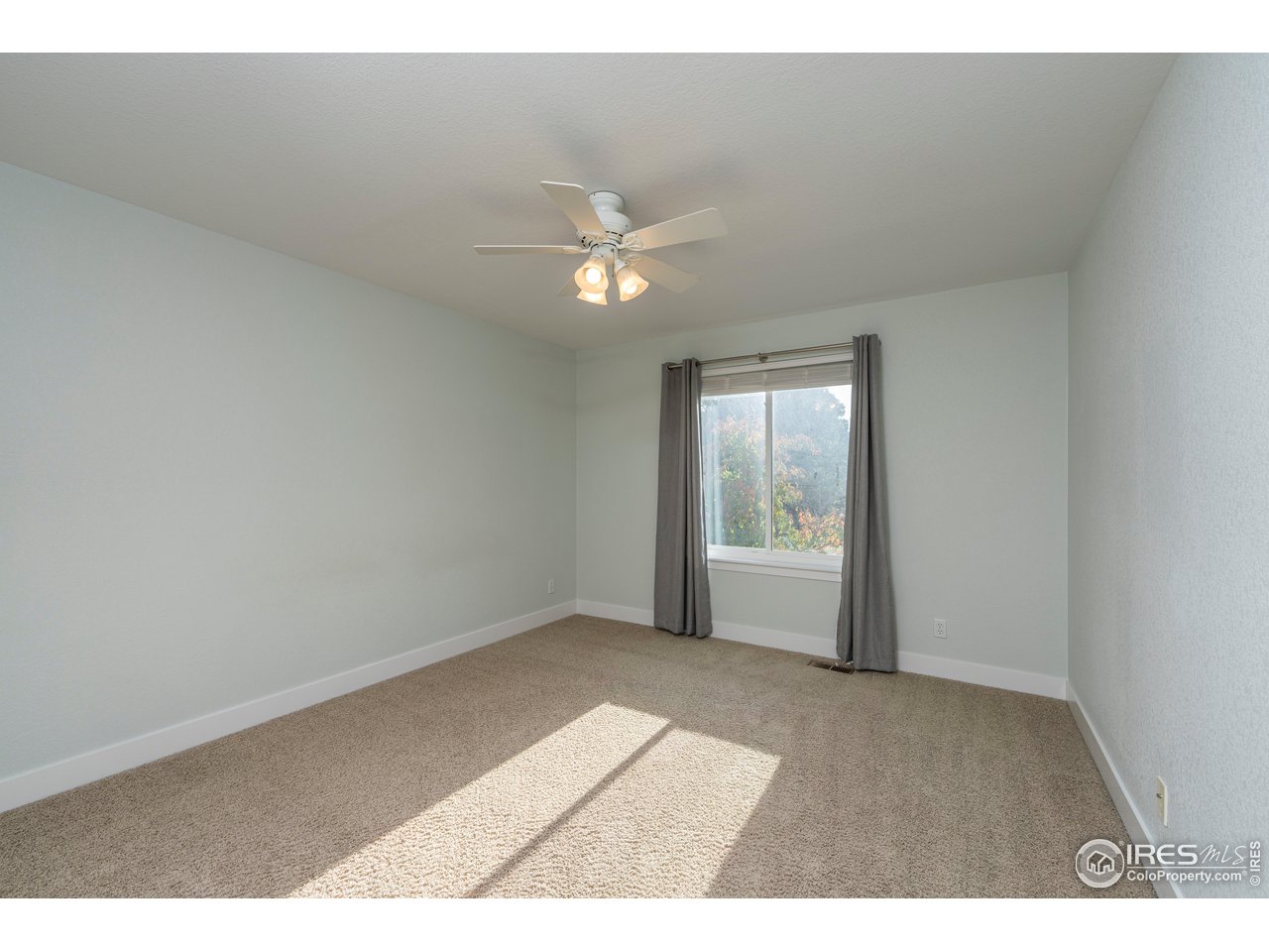 408 E 133rd Way