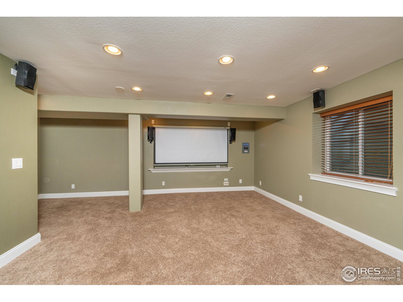 408 E 133rd Way