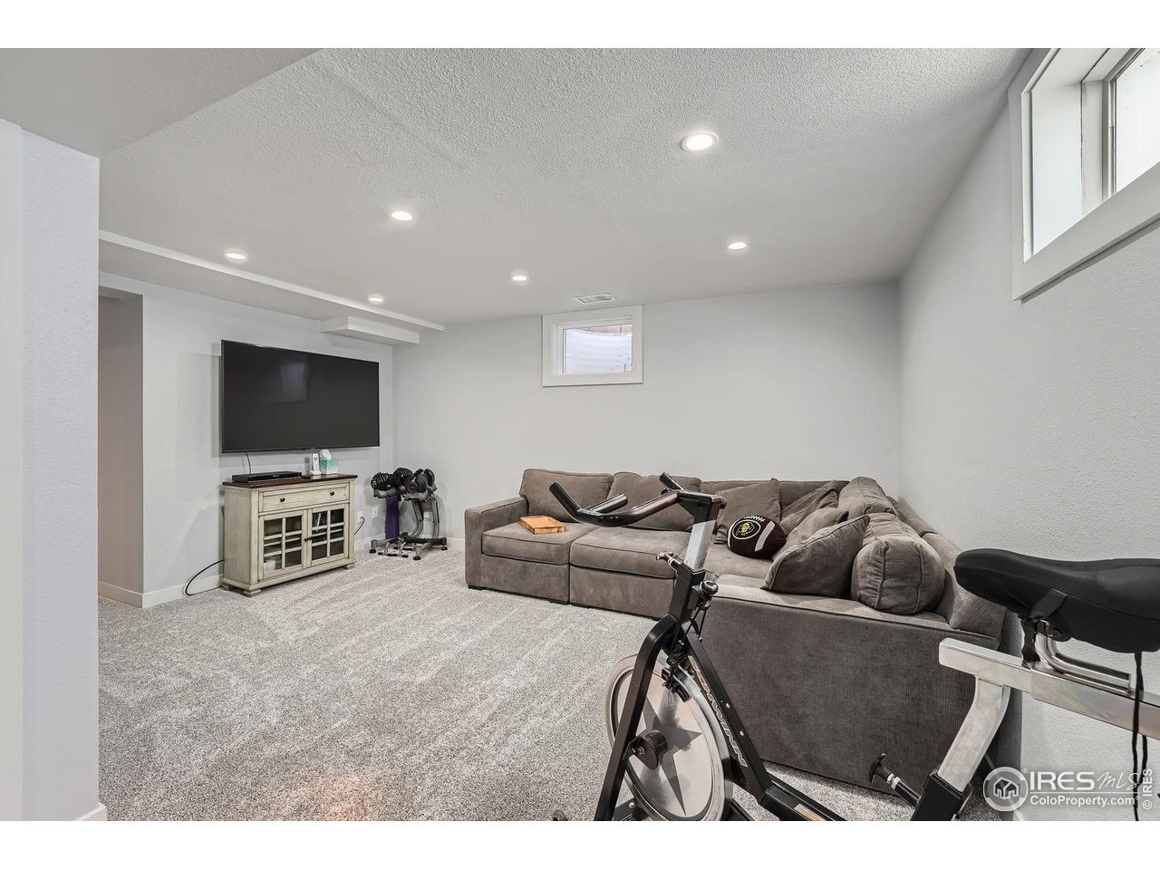 1065 Toedtli Dr