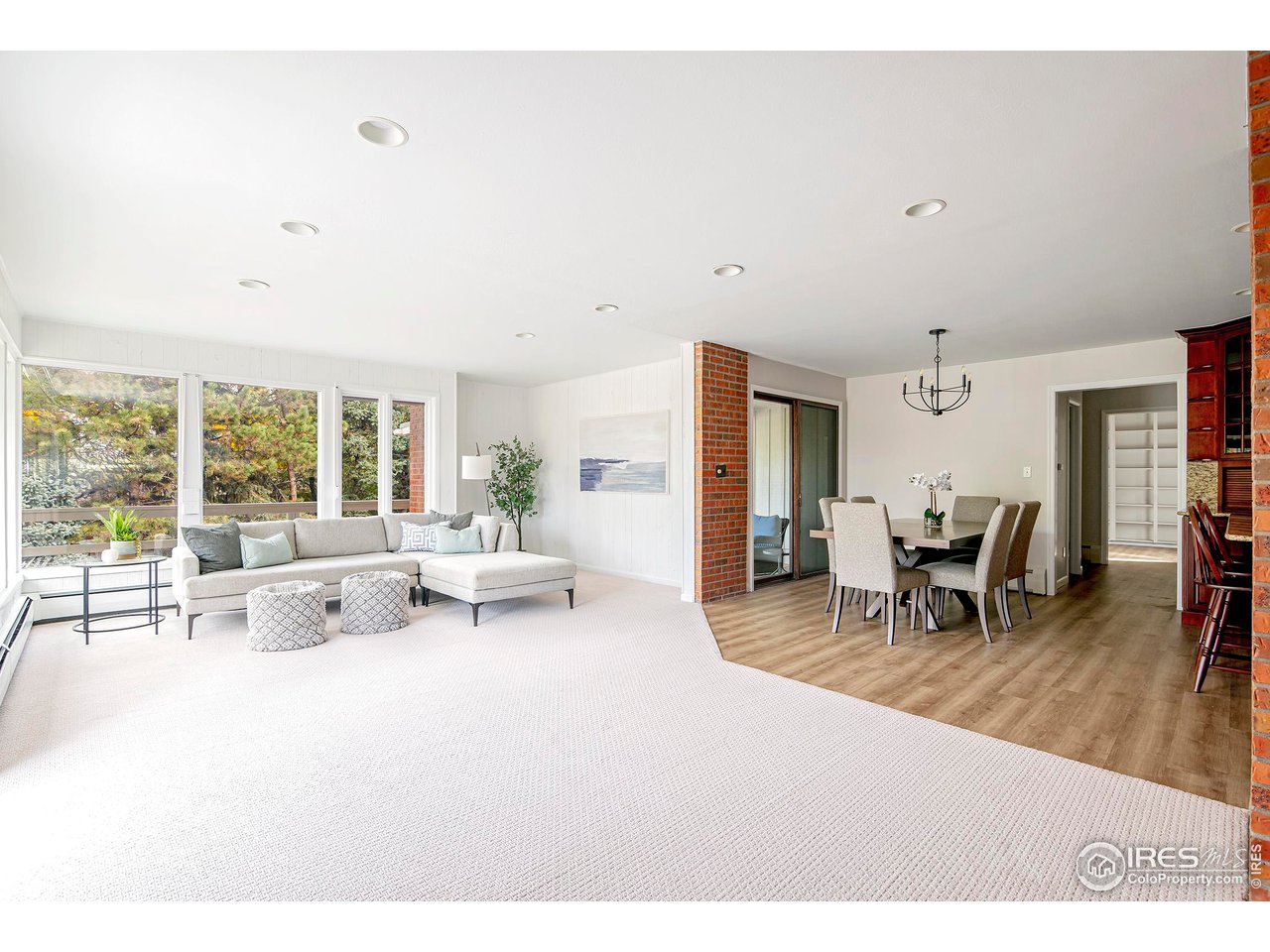 19 Ridge Rd
