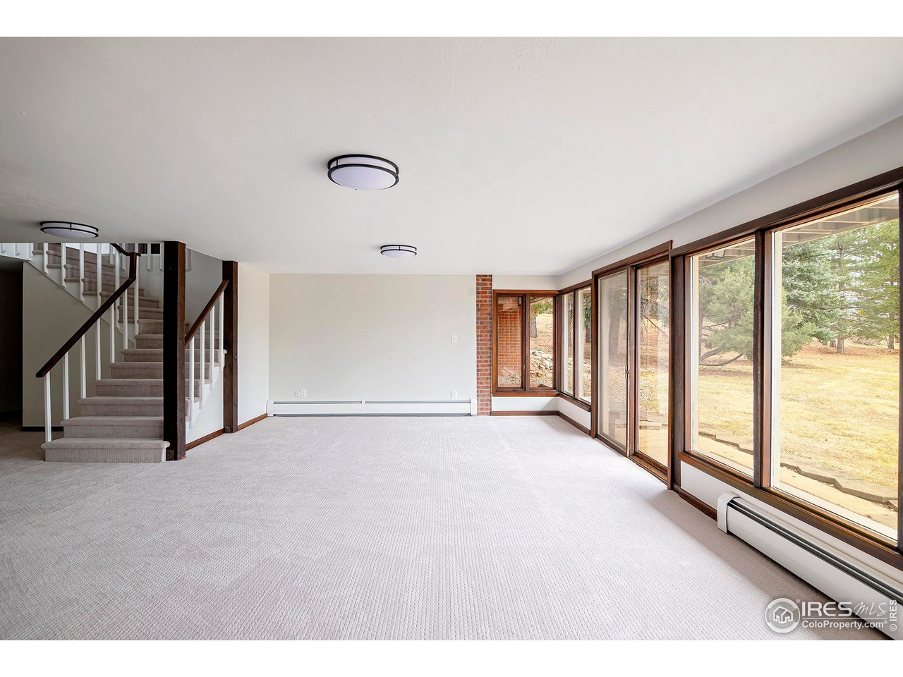 19 Ridge Rd