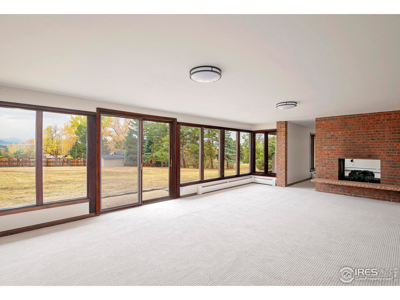 19 Ridge Rd