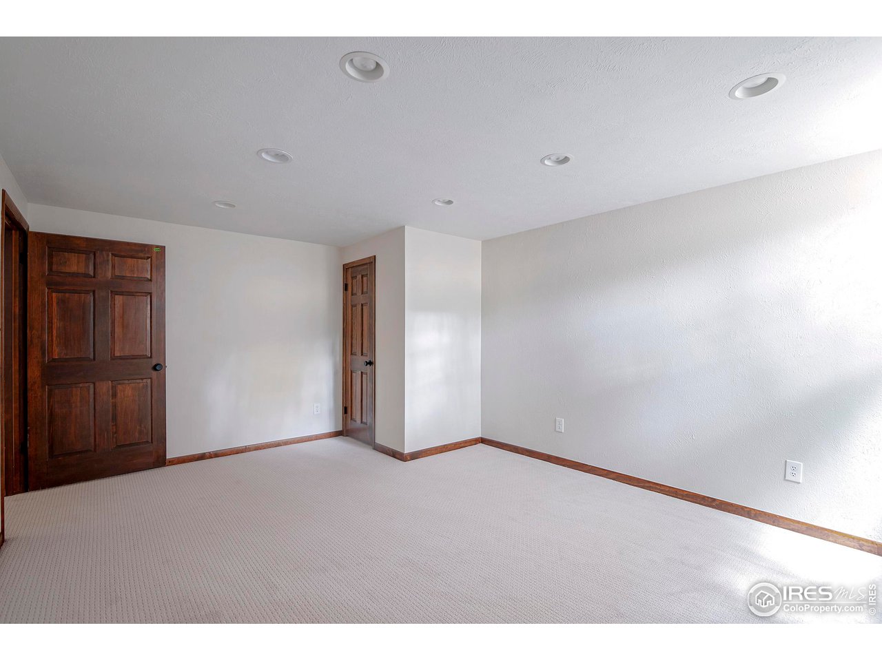 19 Ridge Rd