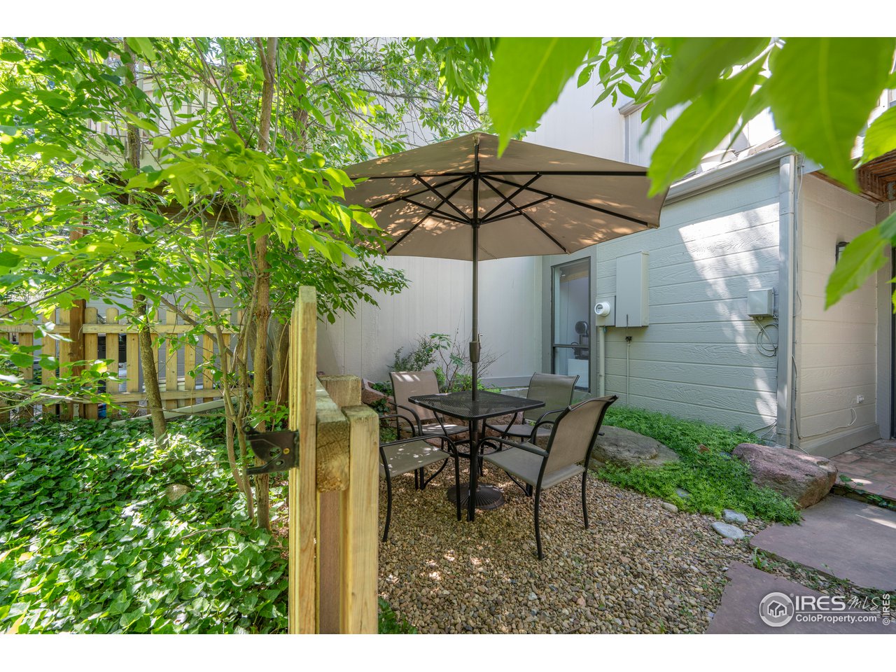 4853 W Moorhead Cir