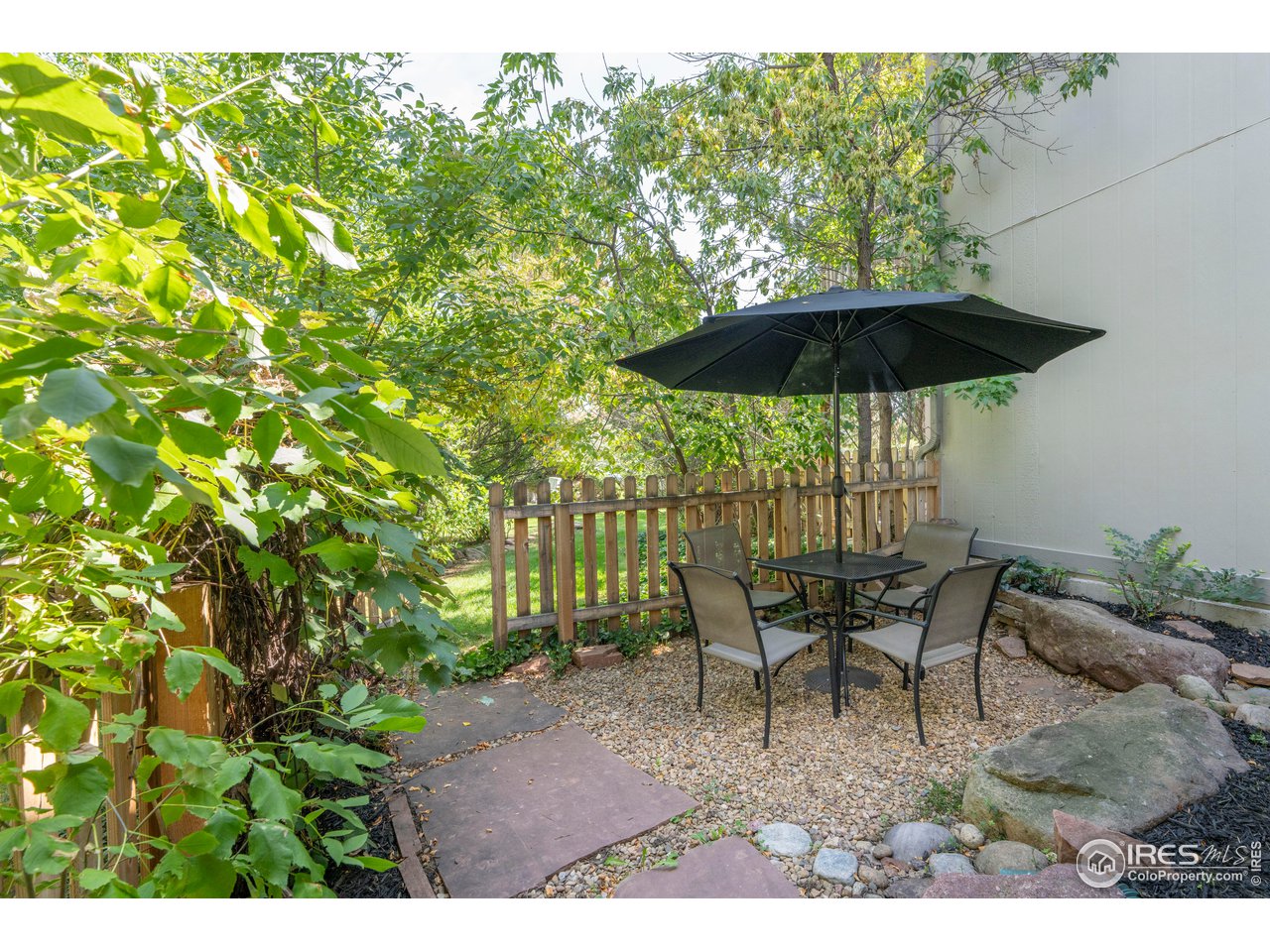 4853 W Moorhead Cir