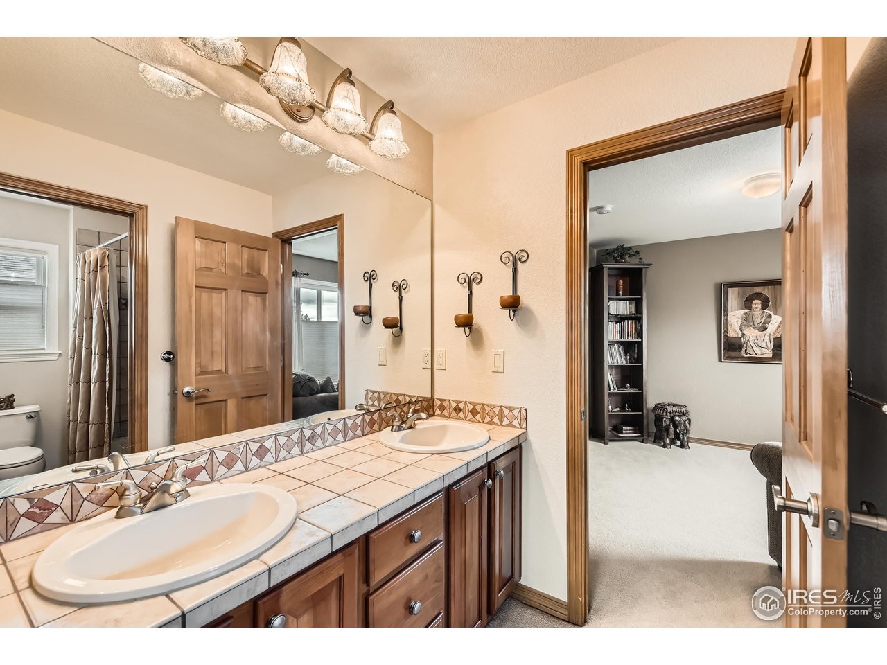 14180 Whitney Cir