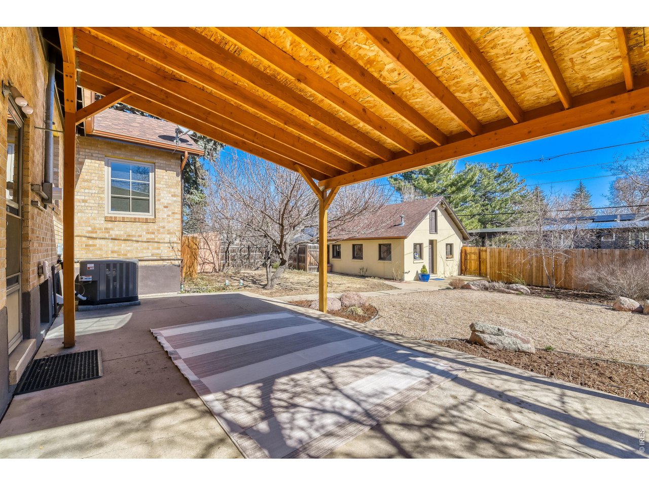 3086 11th St