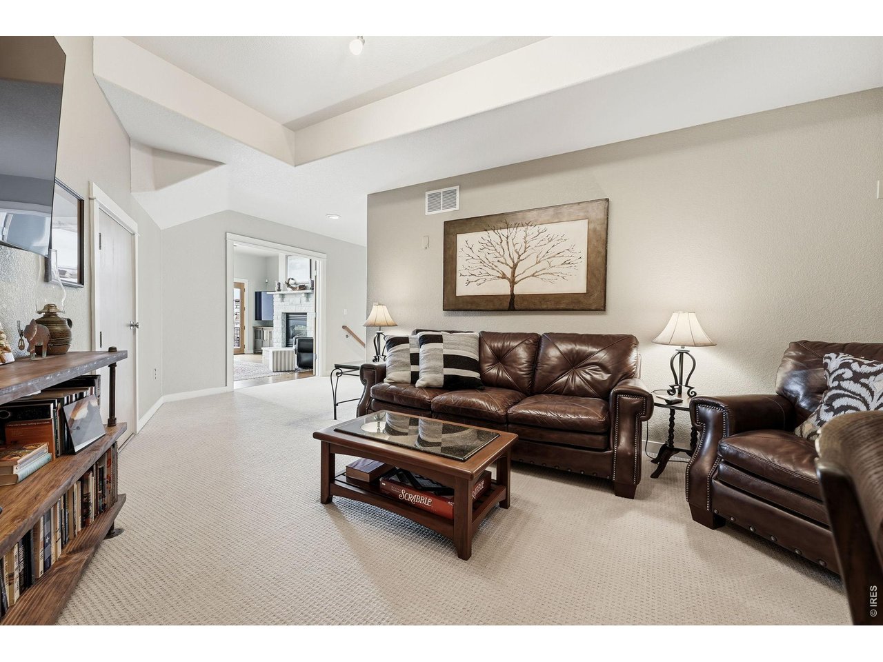 814 Mountain View Dr