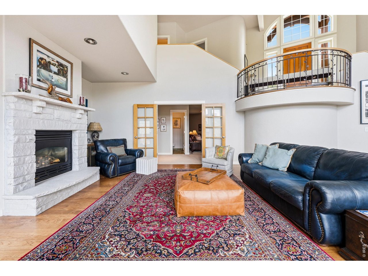 814 Mountain View Dr