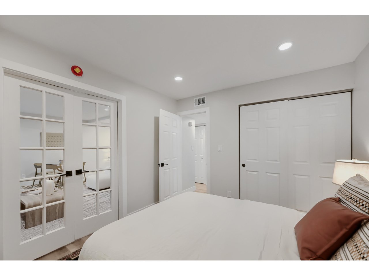 1111 Maxwell Ave 110