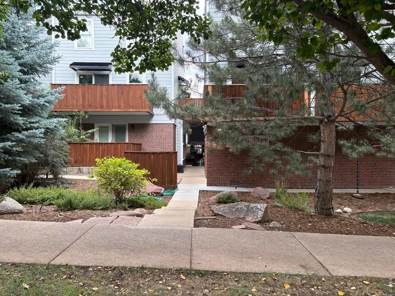 1111 Maxwell Ave 110