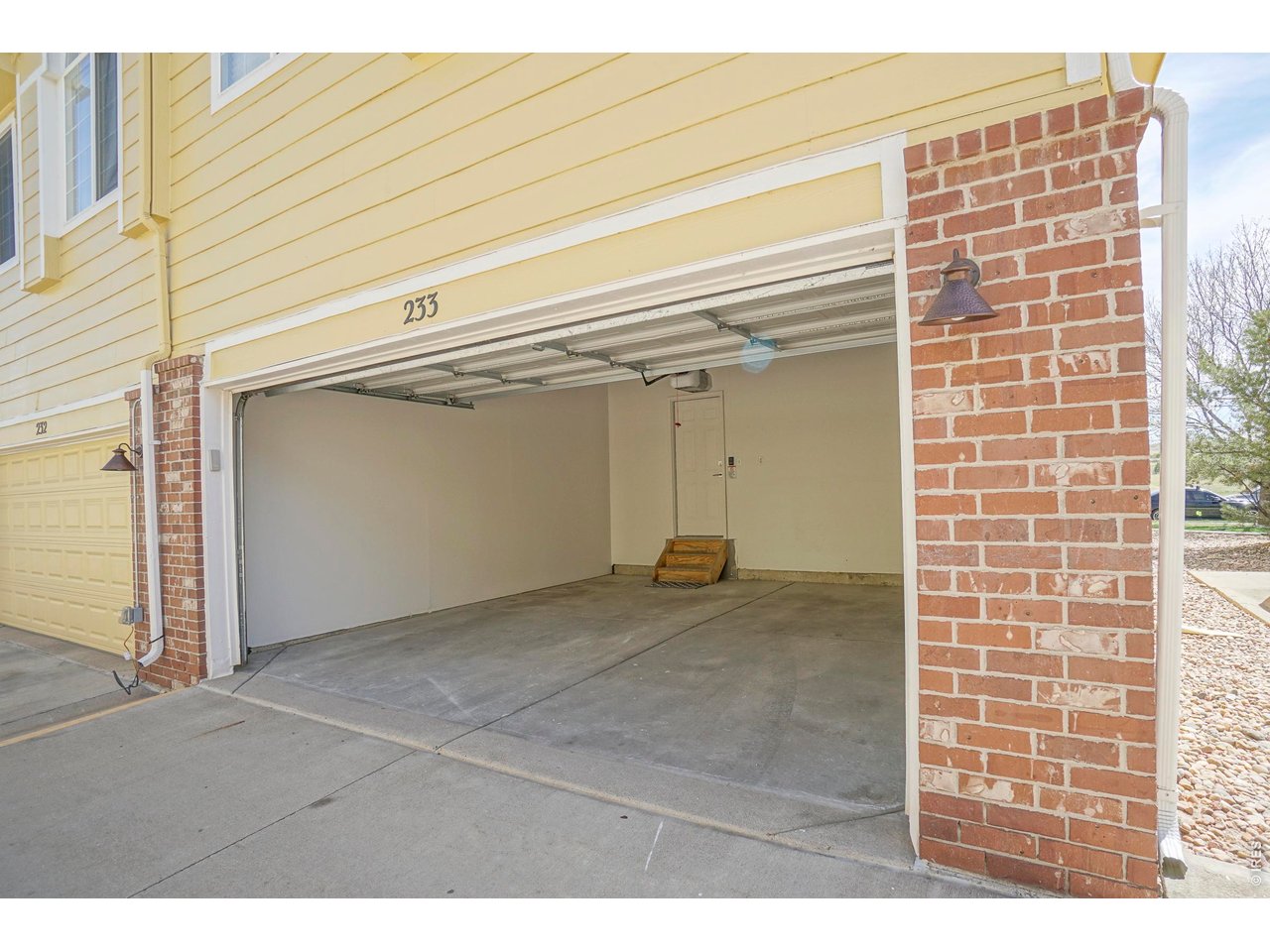 2855 Rock Creek Cir 233
