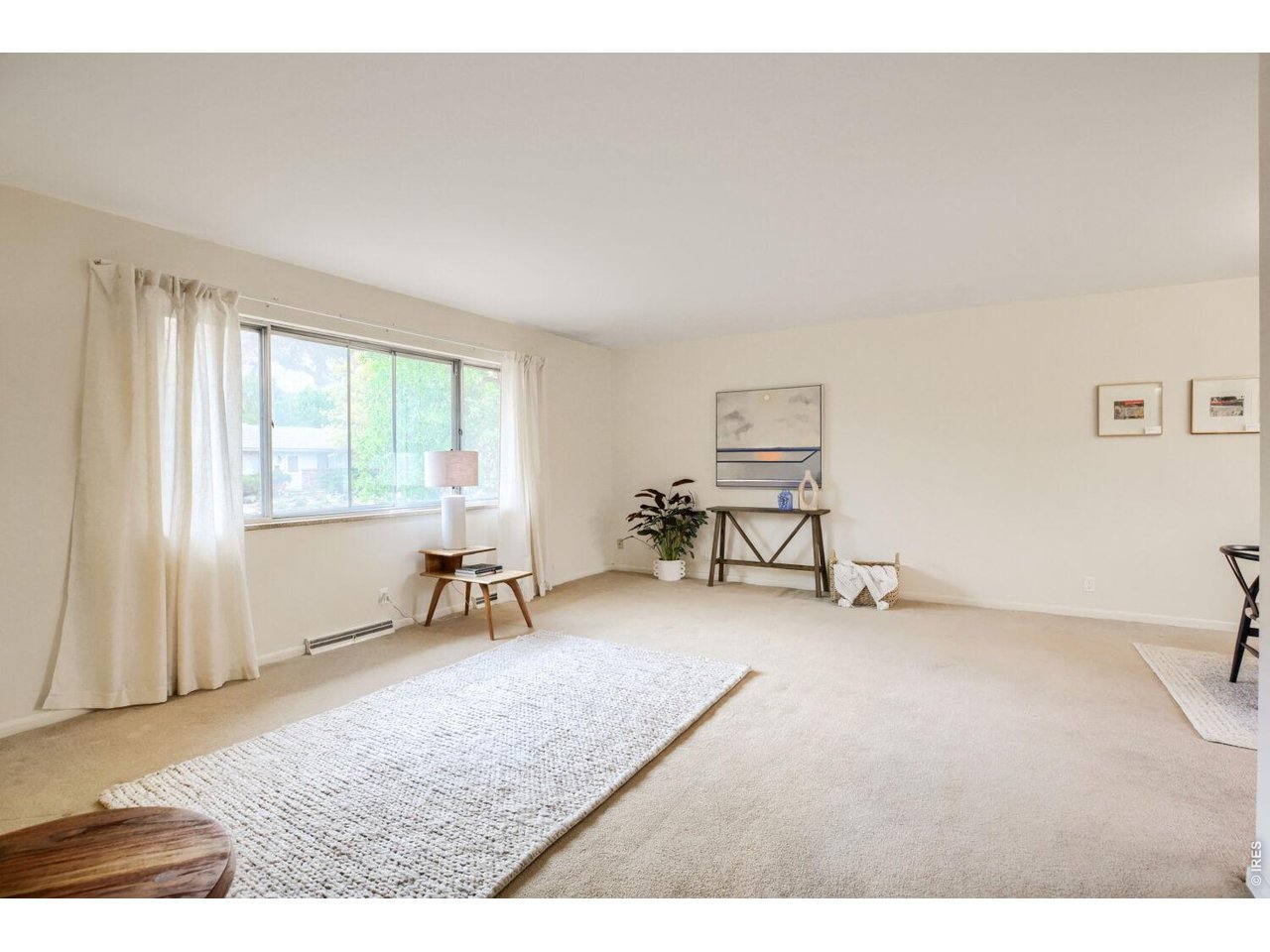 1290 Berea Dr