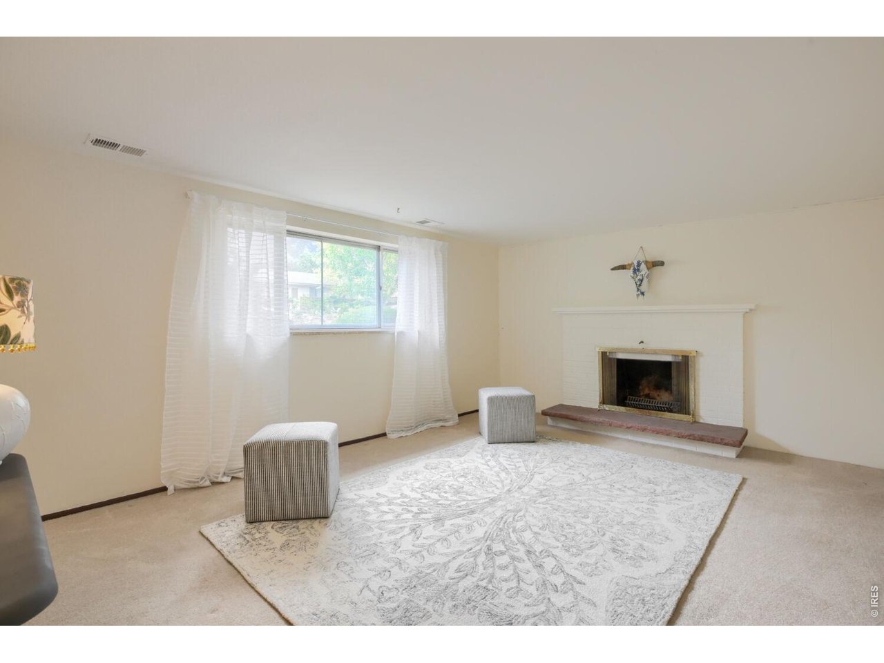 1290 Berea Dr