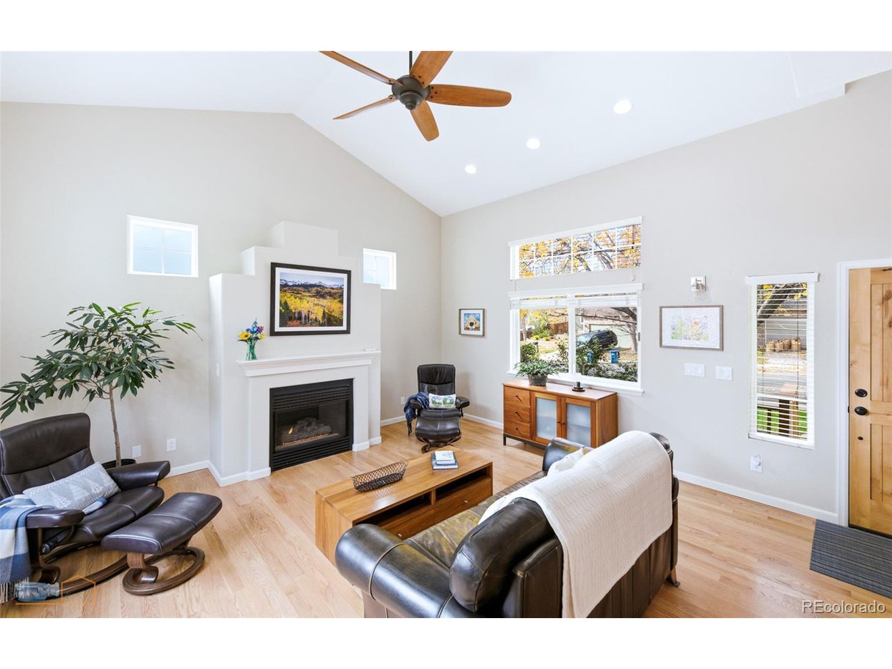 592 Spruce Cir