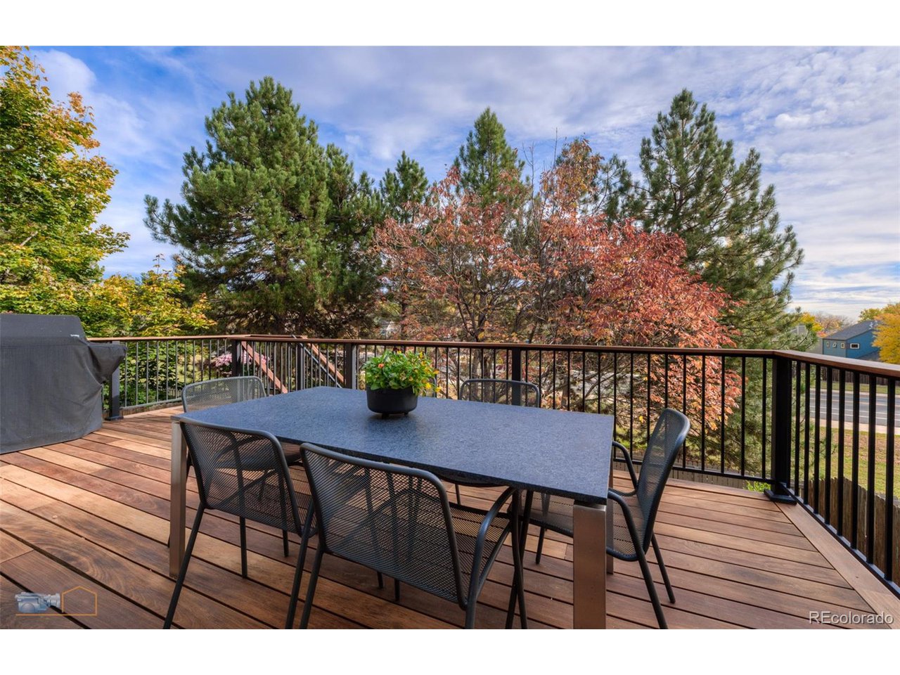 592 Spruce Cir