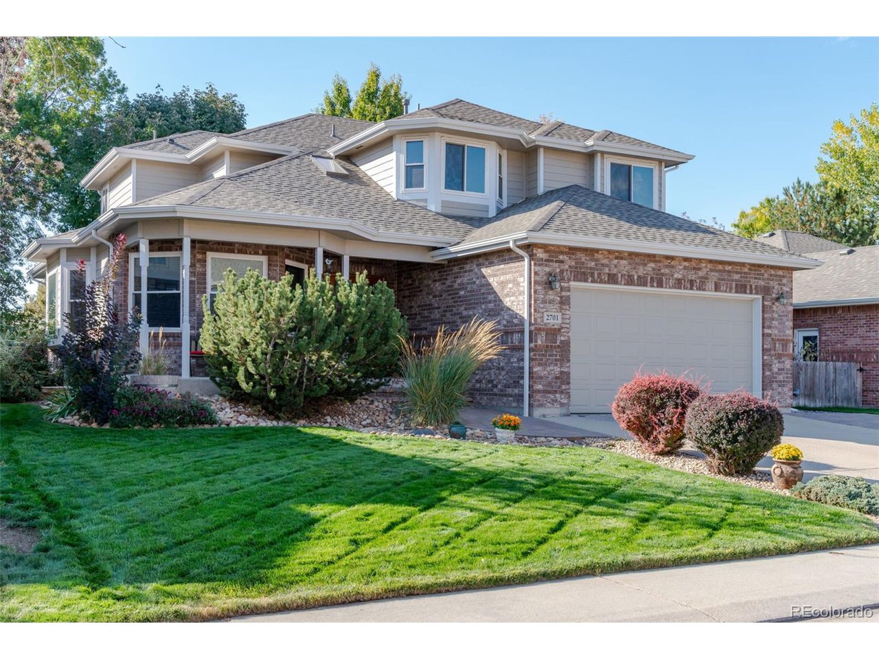 2701 Falcon Dr
