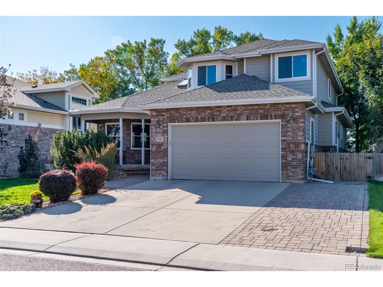 2701 Falcon Dr