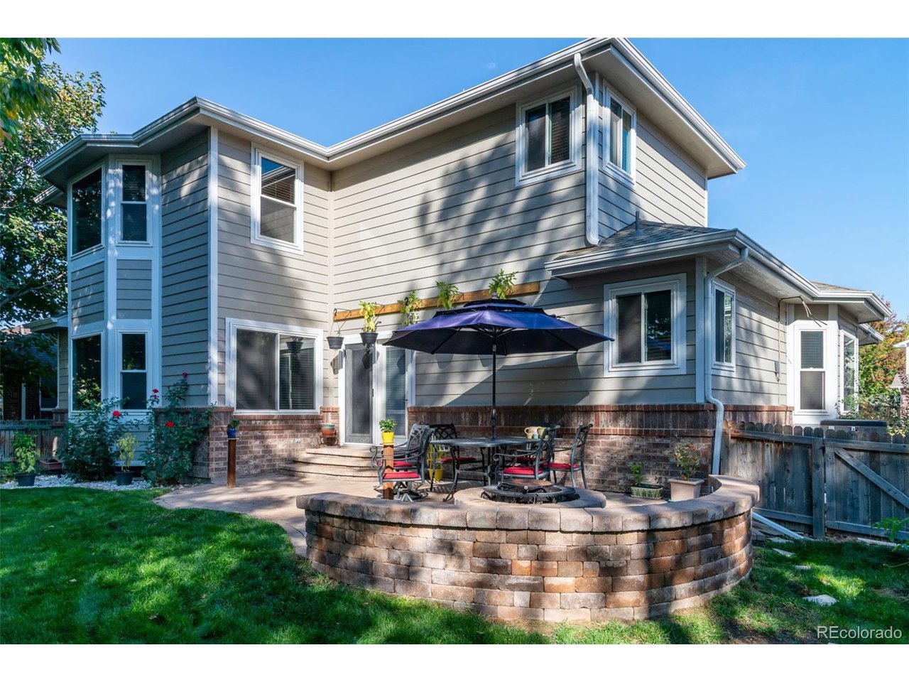2701 Falcon Dr