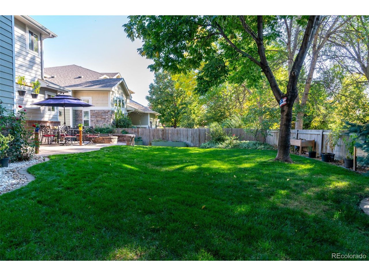 2701 Falcon Dr