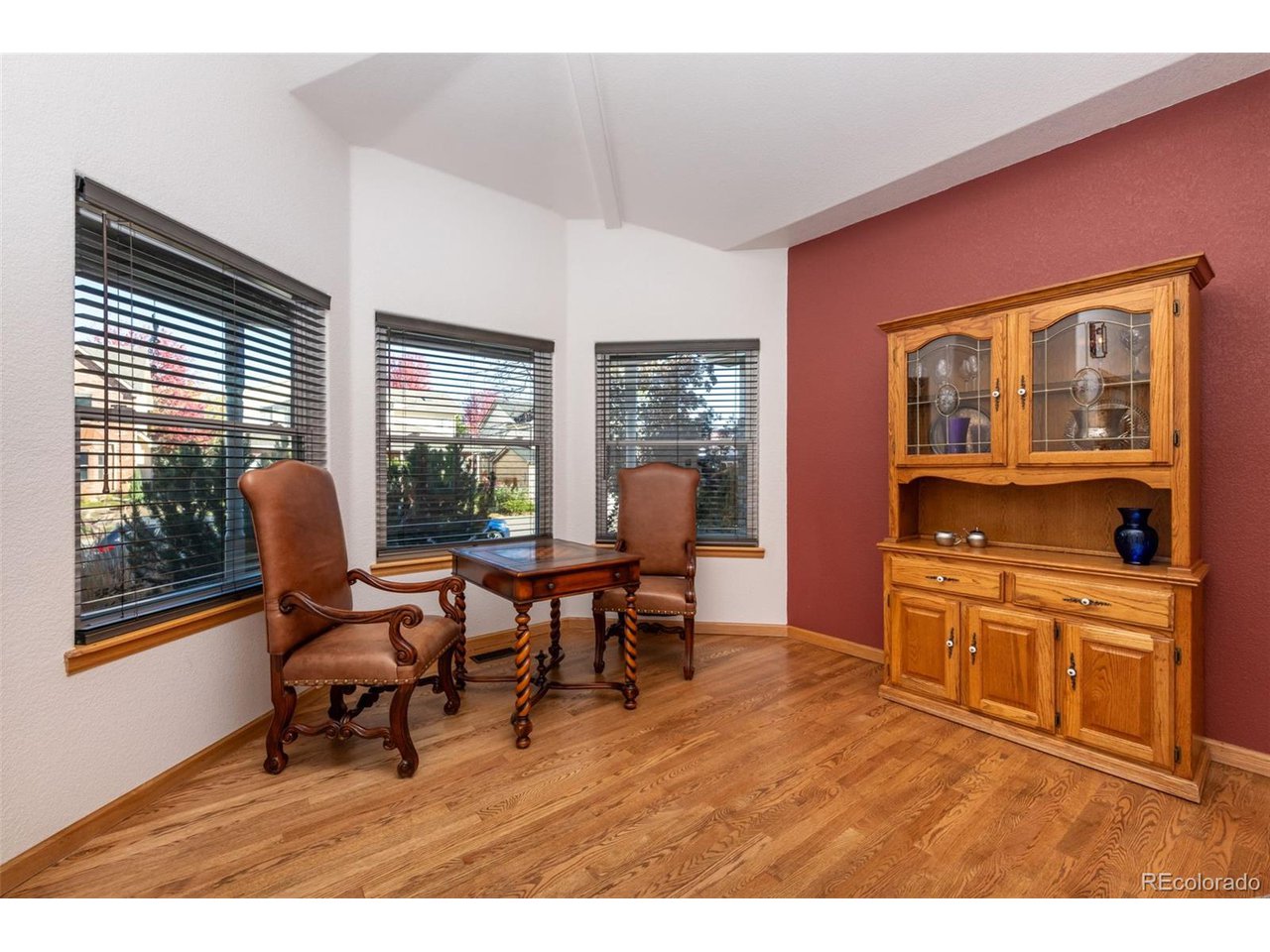 2701 Falcon Dr