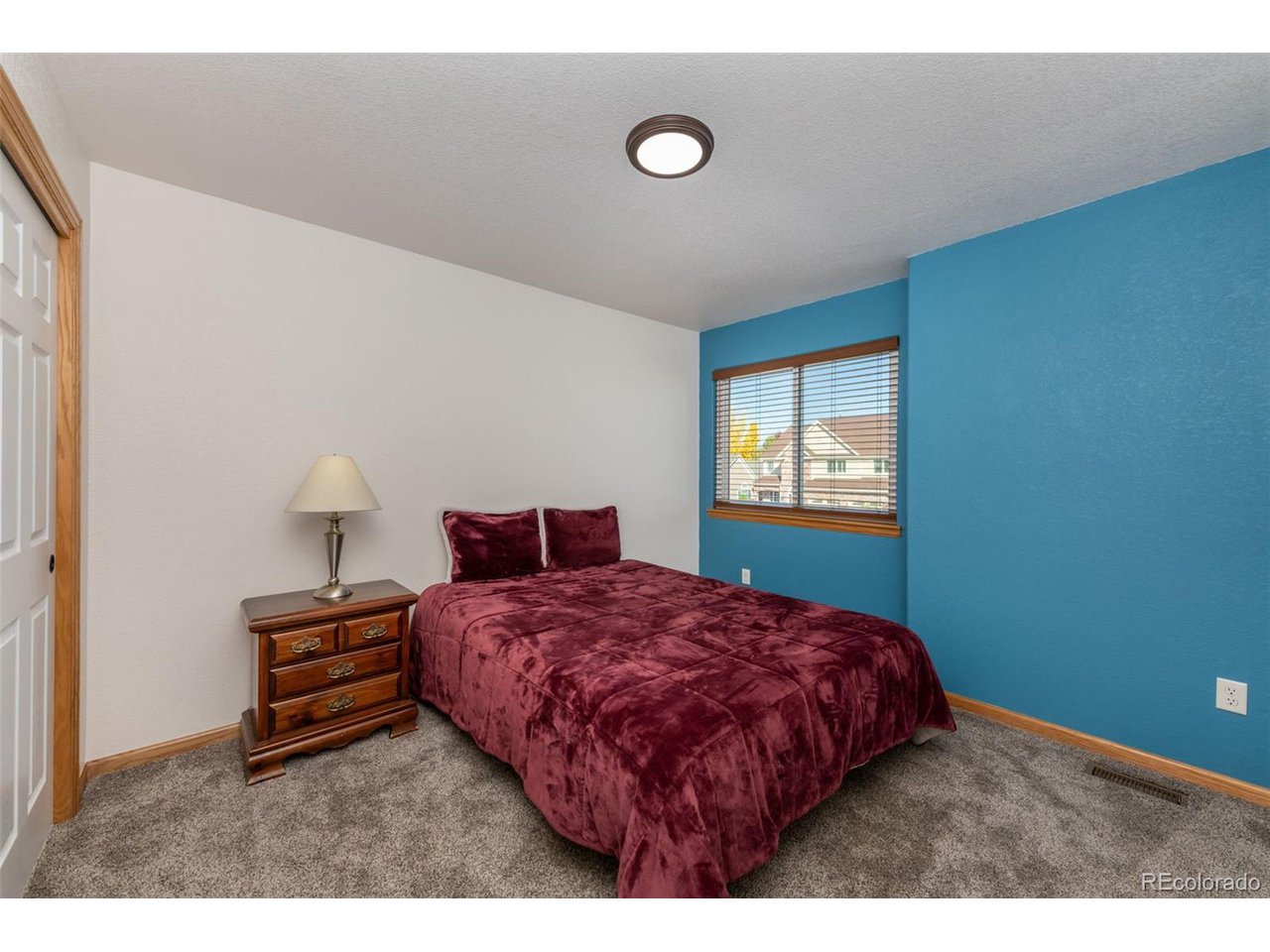 2701 Falcon Dr