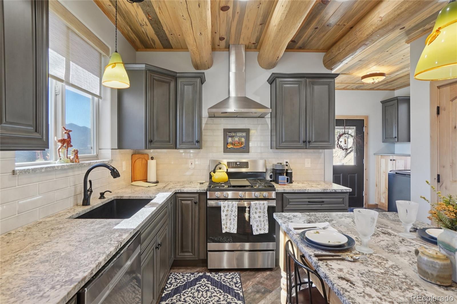 884 Pine Hollow Road