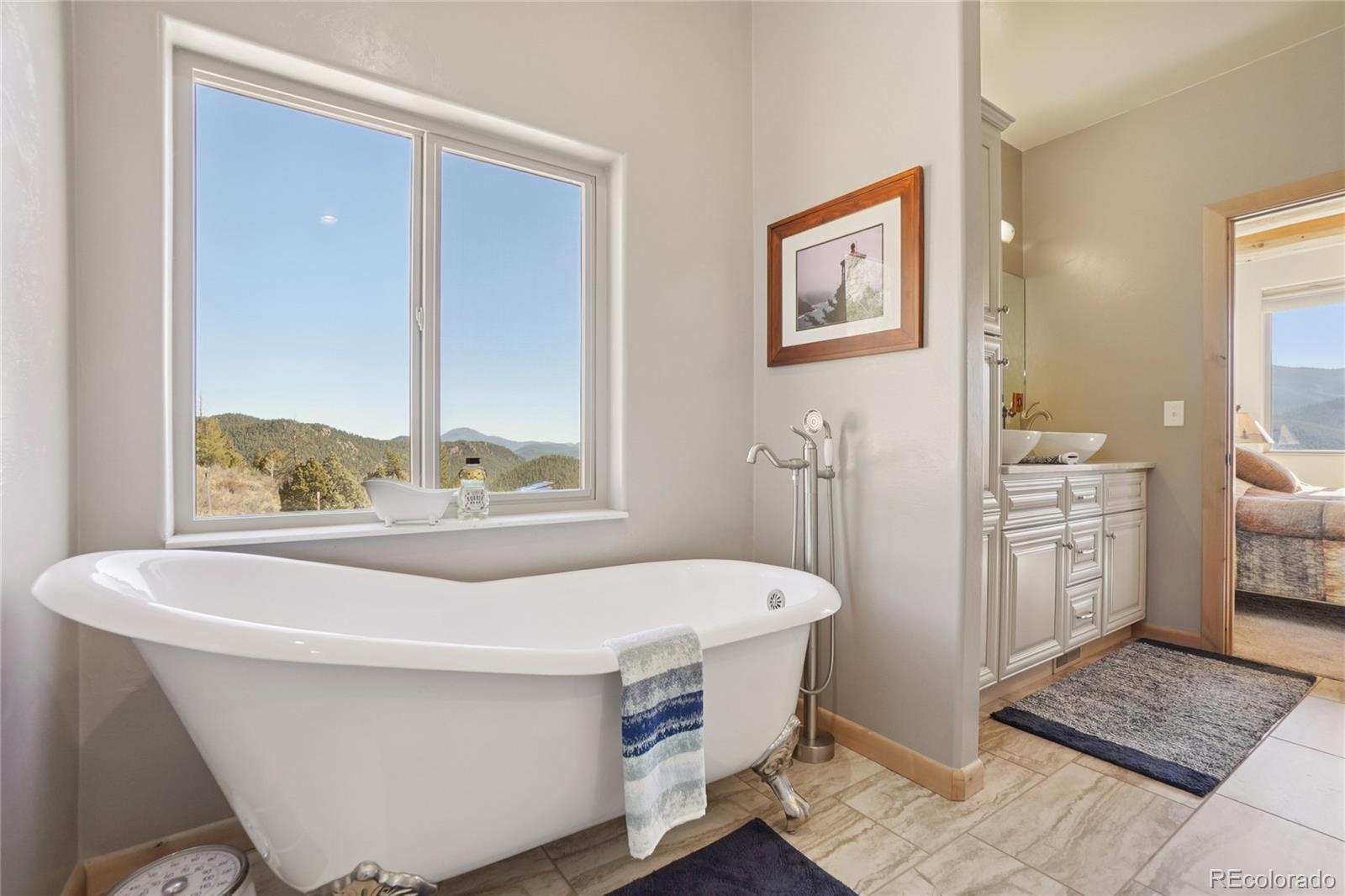 884 Pine Hollow Road