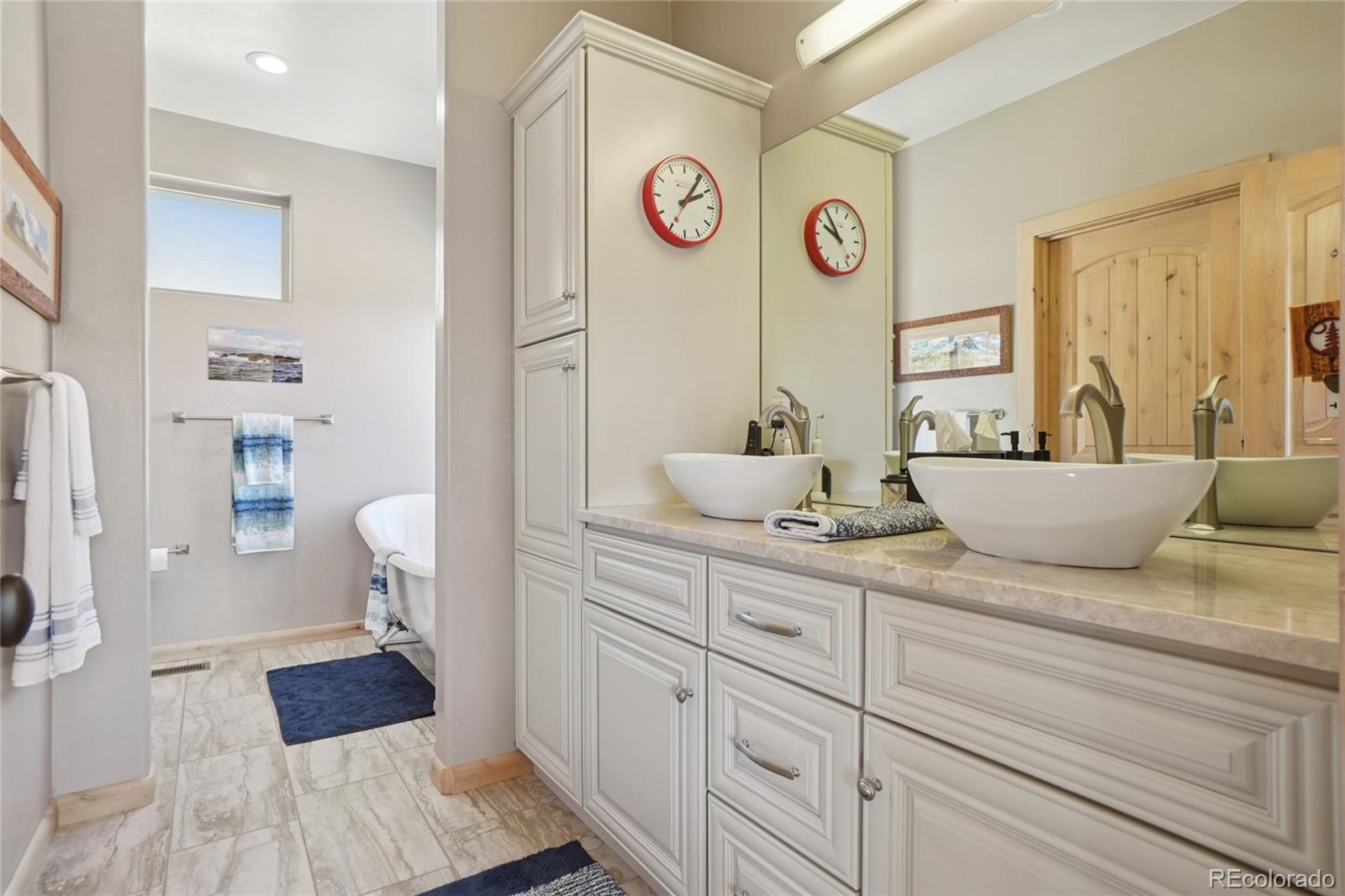 884 Pine Hollow Road