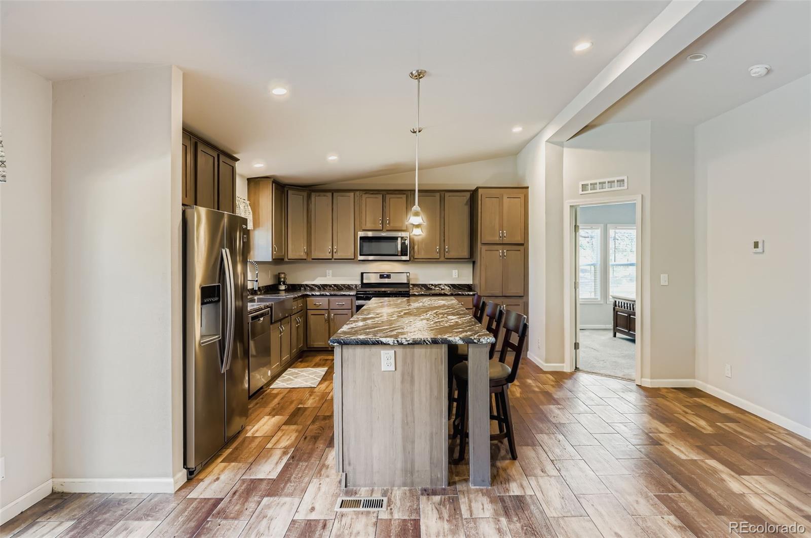 67 Mohawk Cir