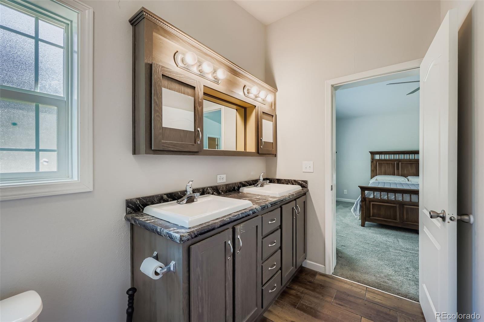 67 Mohawk Cir