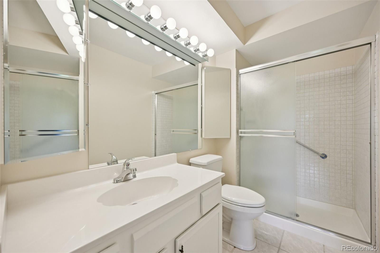 3460 S Poplar Street Unit: 307