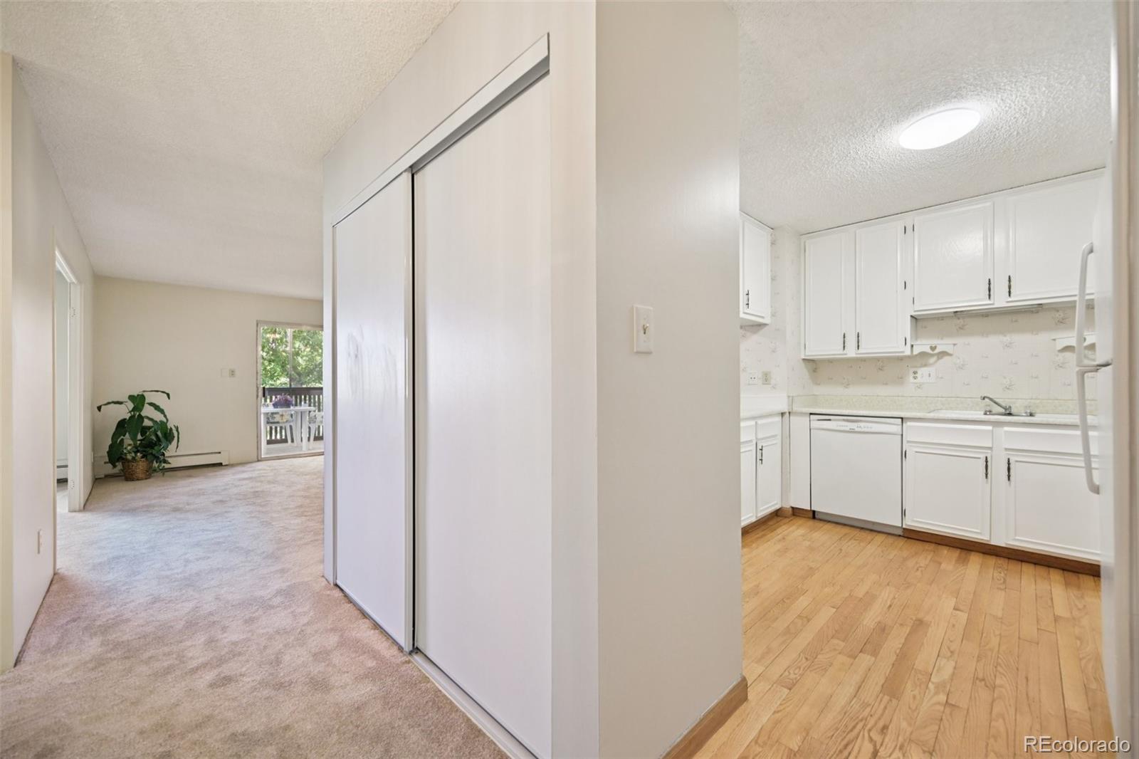 3460 S Poplar Street Unit: 307