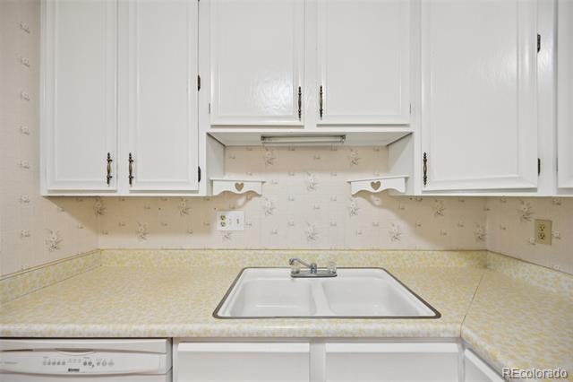 3460 S Poplar Street Unit: 307