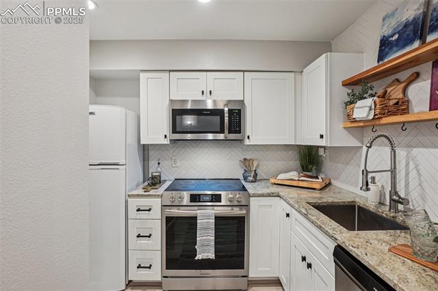 5300 E Cherry Creek Drive 918