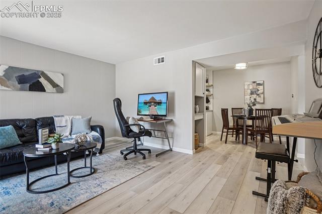 5300 E Cherry Creek Drive 918