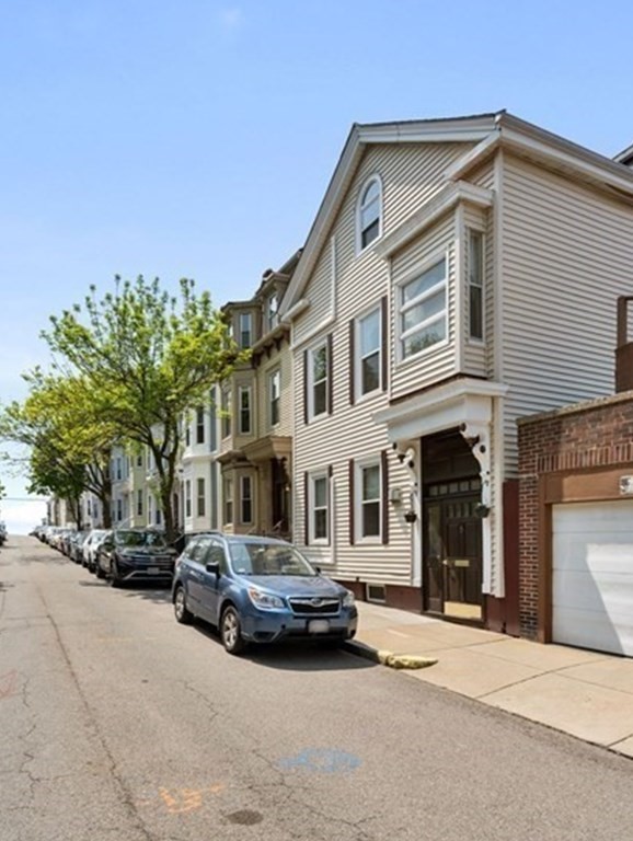 5 Gates Street