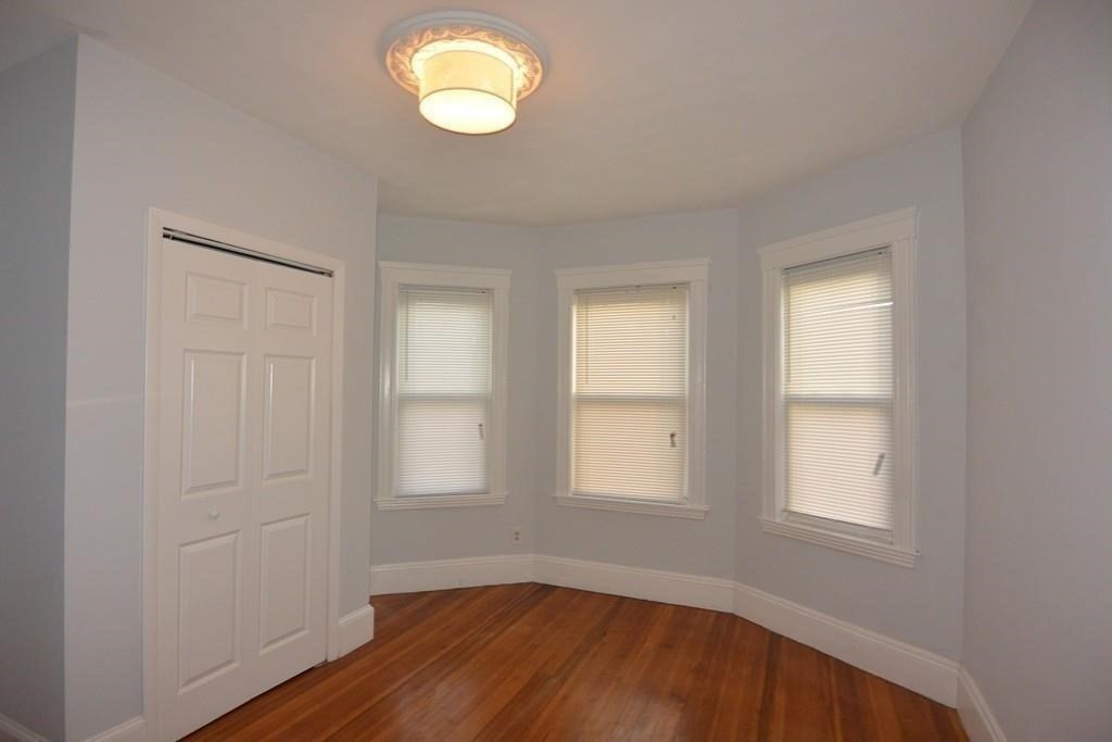 15 Taft Street # 3