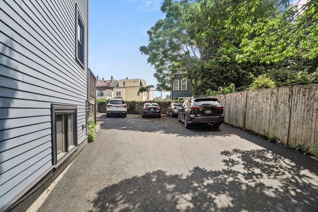 7-9 Putnam Street # 7B