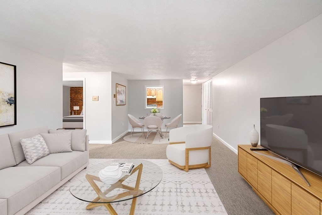 65 Greentree Lane # 32