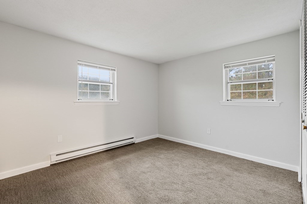 65 Greentree Lane # 32