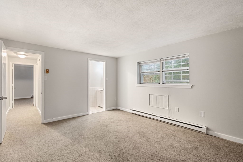 65 Greentree Lane # 32
