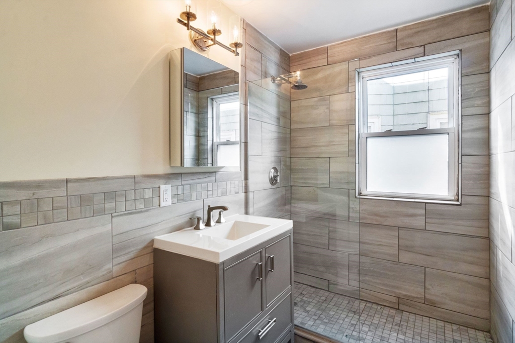 15 Taft Street # 2