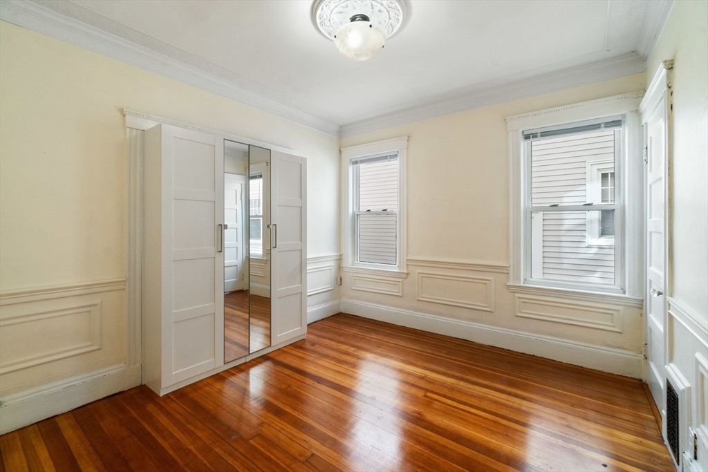 15 Taft Street # 2