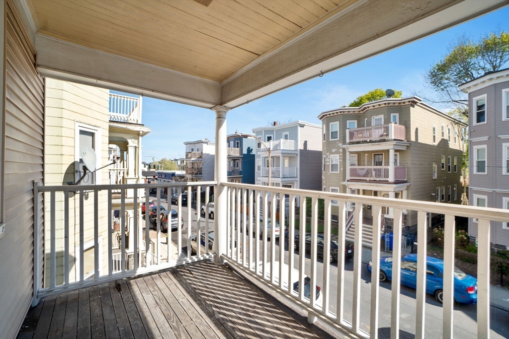 15 Taft Street # 2