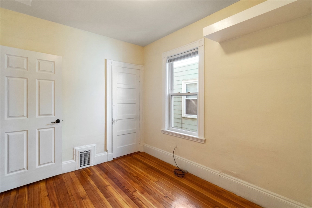 15 Taft Street # 2