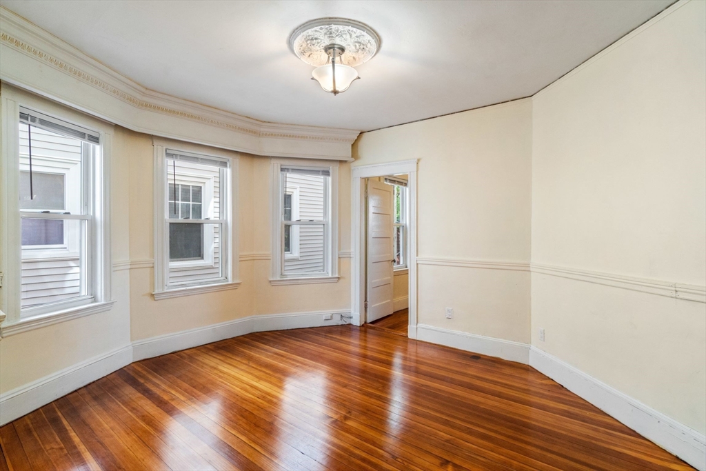 15 Taft Street # 2