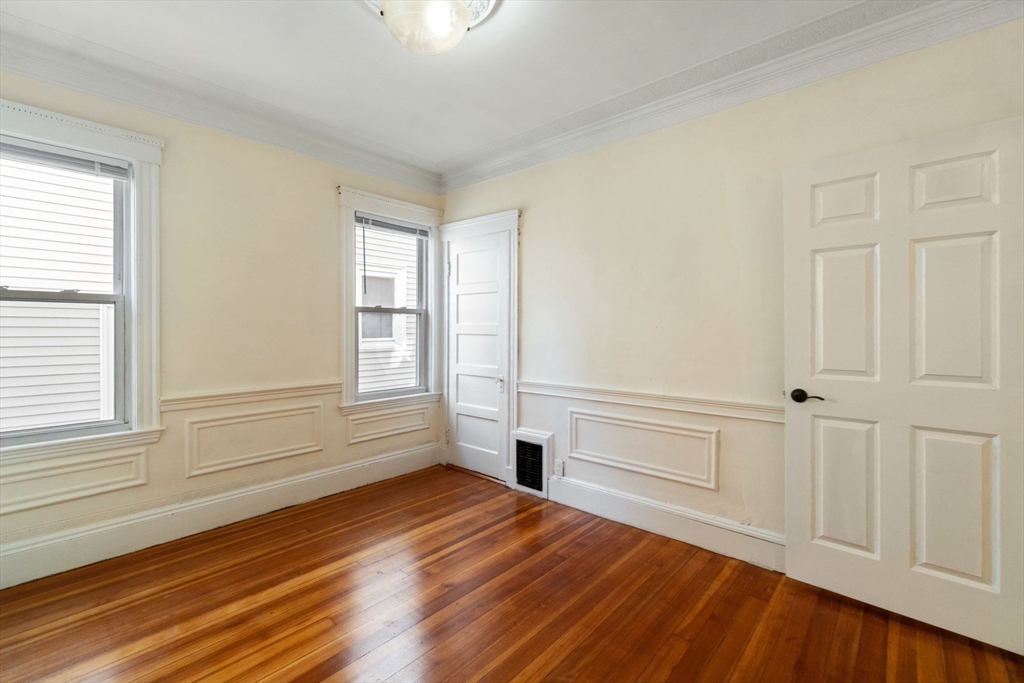 15 Taft Street # 2