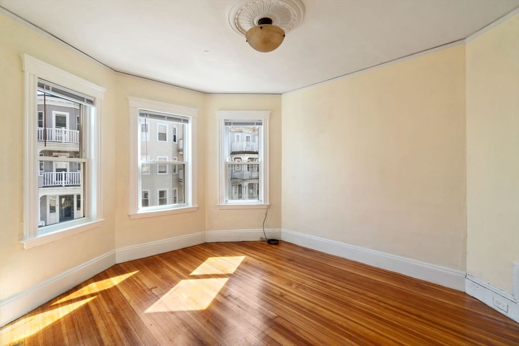 15 Taft Street # 2